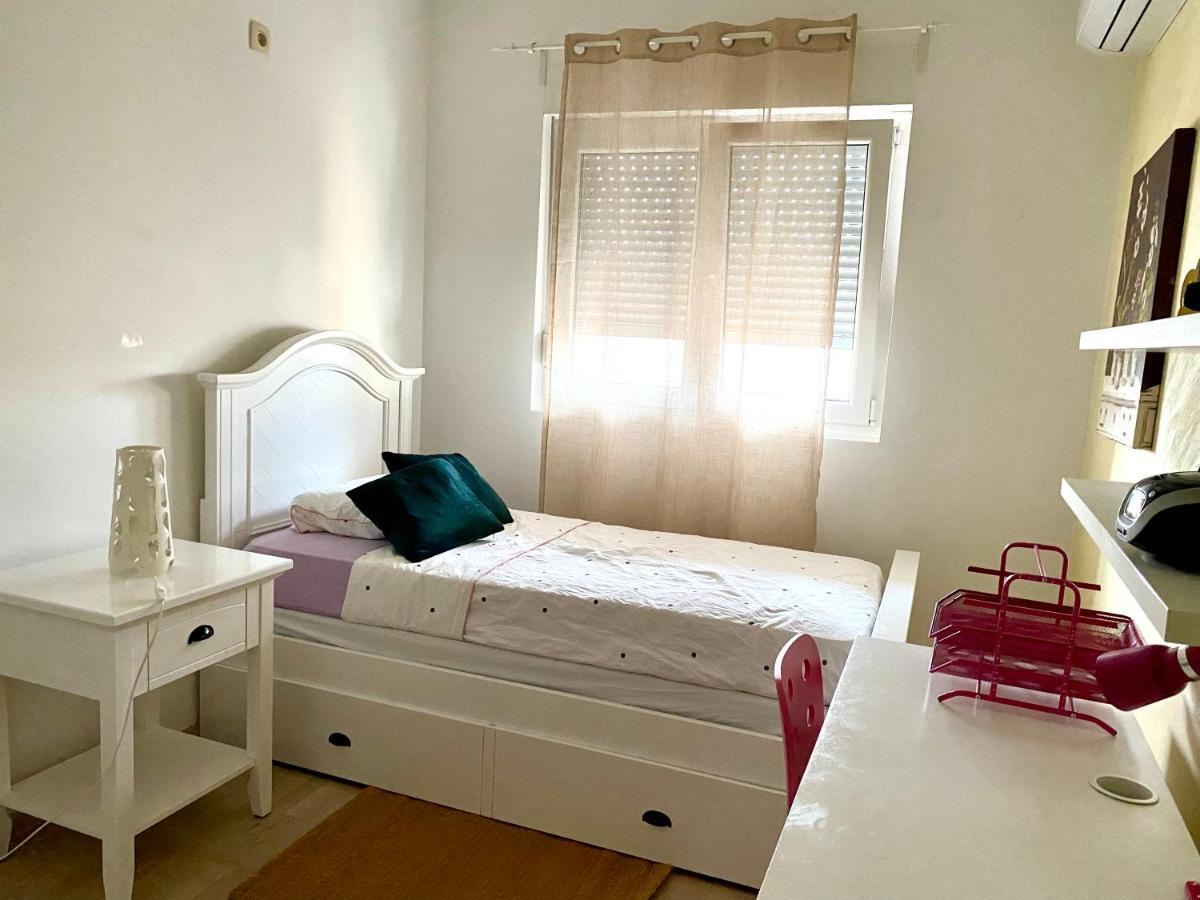 City Apartment 포드고리차 외부 사진