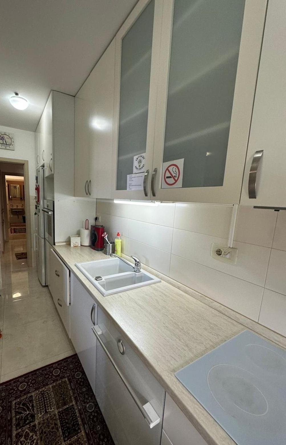 City Apartment 포드고리차 외부 사진