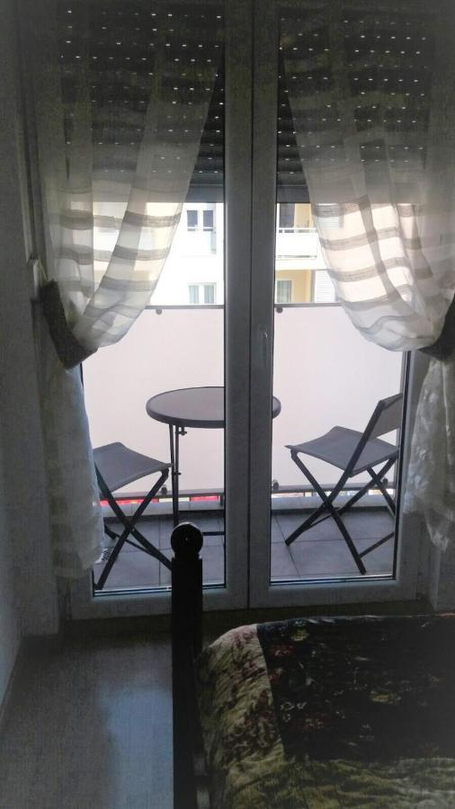 City Apartment 포드고리차 외부 사진